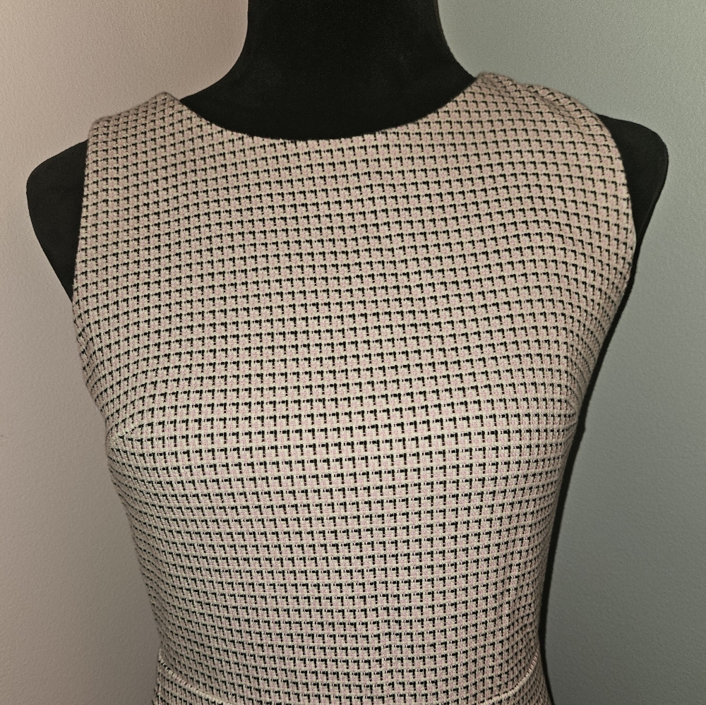 LOFT Pink Tweed Sheath Dress - Size 2 🩷 - Picture 2 of 9